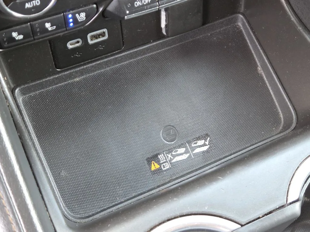 Chevrolet Tahoe photo 6