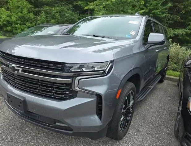 Gray 2021 Chevrolet Suburban RST for sale in Columbus, OH