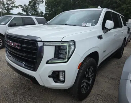 White 2022 GMC Yukon XL AT4 for sale in Columbus, OH