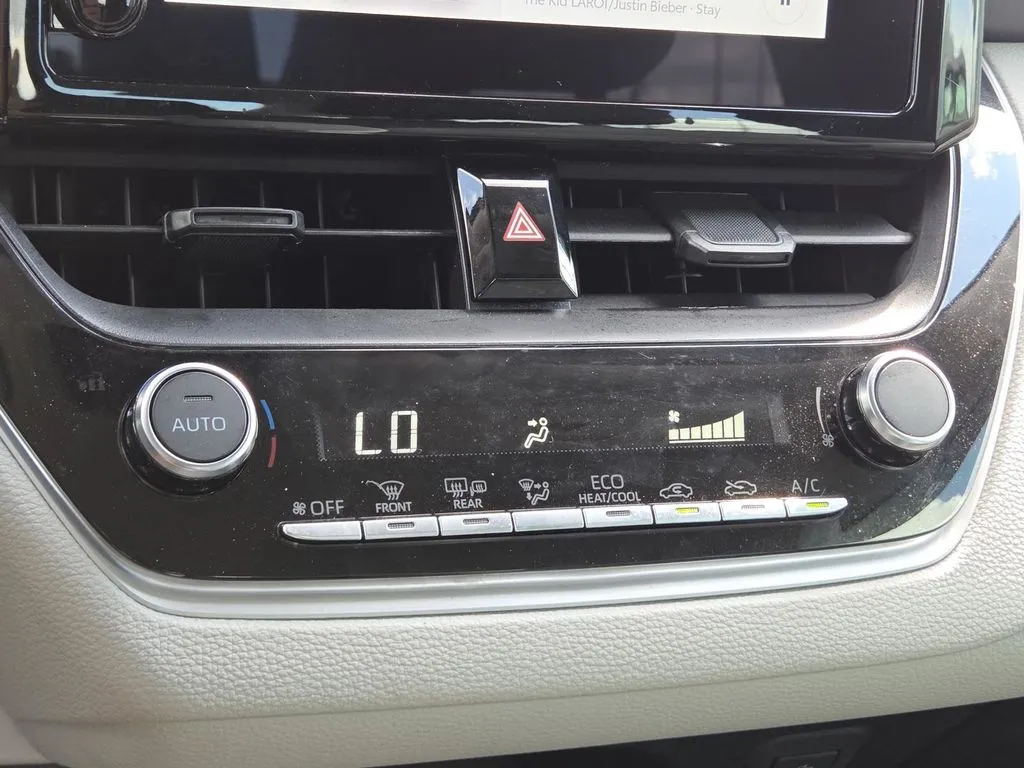 Toyota Corolla photo 27