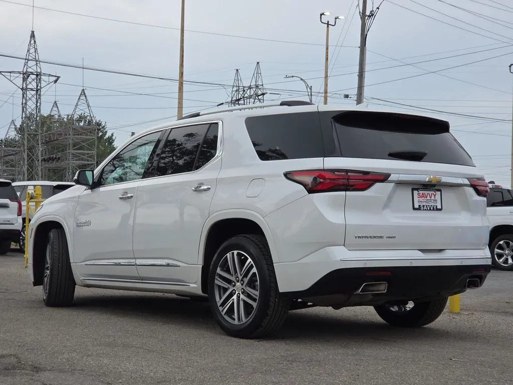 Chevrolet Traverse photo 14