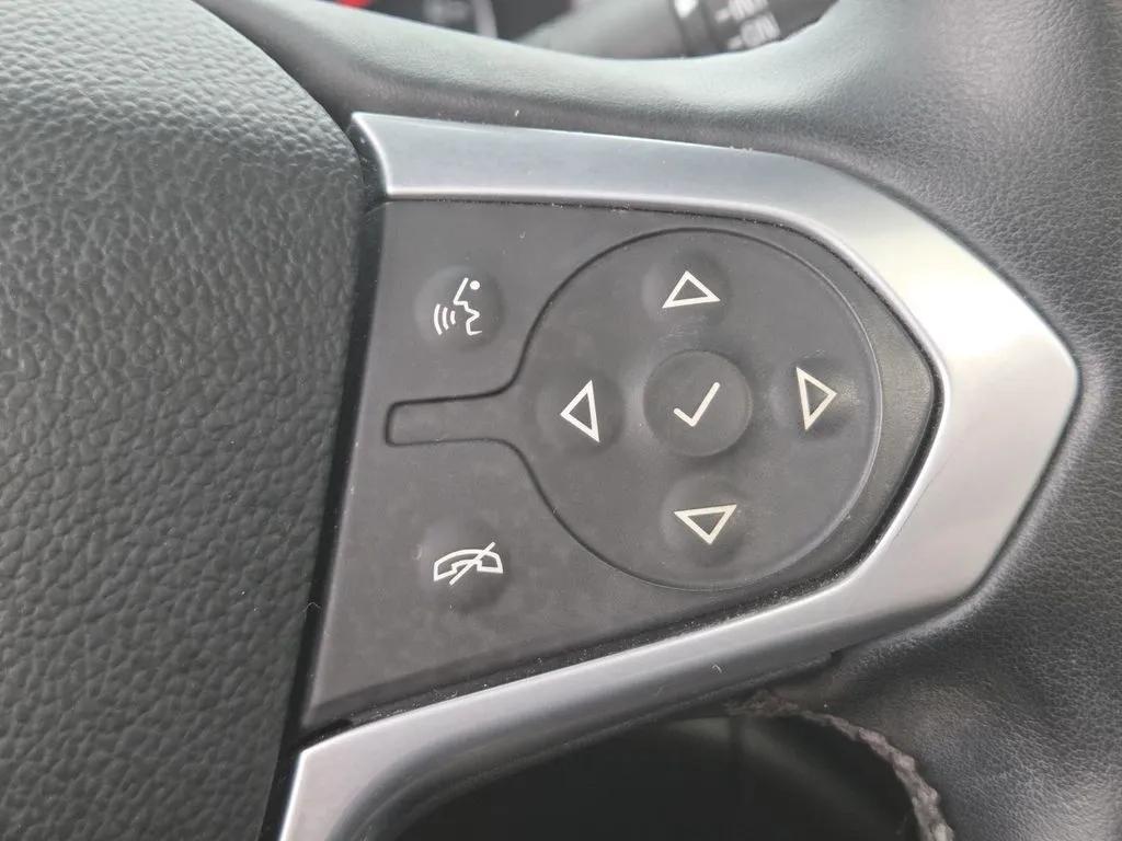 Chevrolet Traverse photo 32
