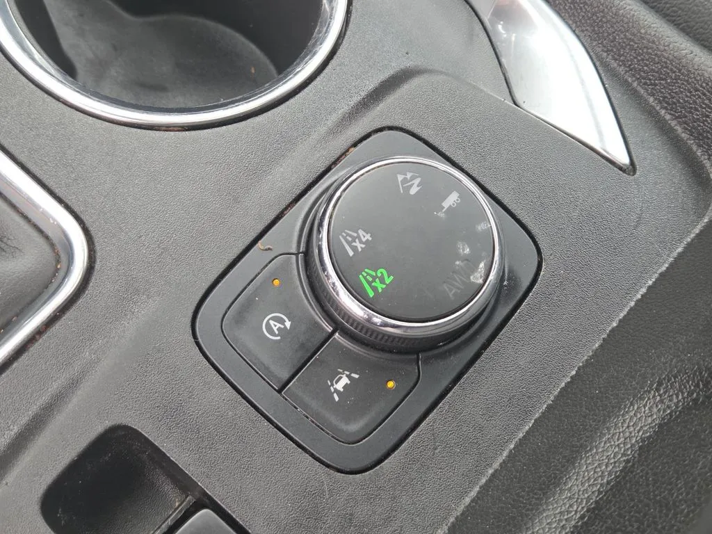 Chevrolet Traverse photo 8