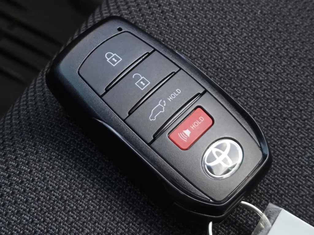 Toyota 4Runner photo 34