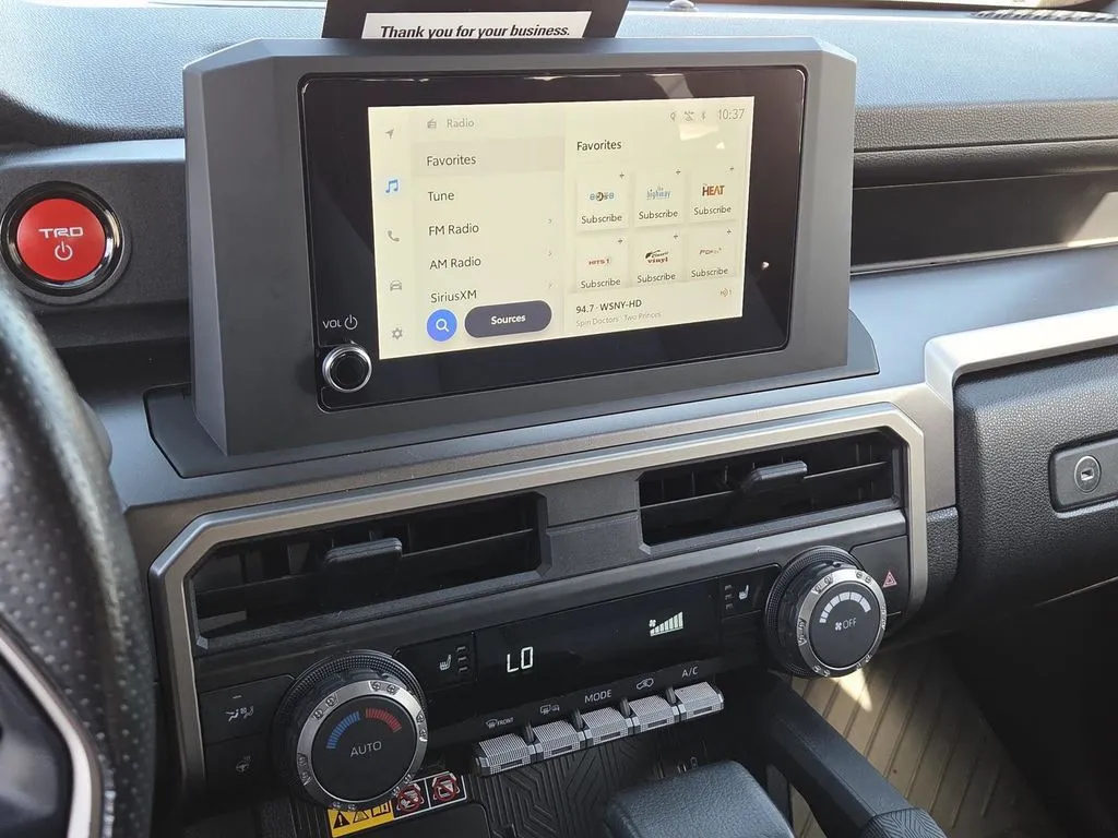 Toyota 4Runner photo 25