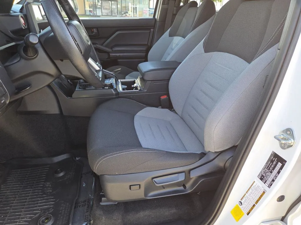 Toyota 4Runner photo 21