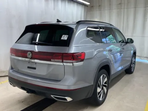 Another view of 2025 Volkswagen Atlas 2.0T SE w/Technology for sale in Columbus, OH at SAVVY AUTO SALES LLC