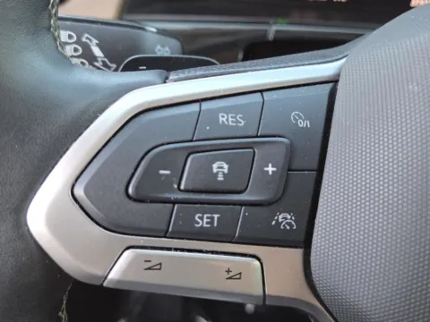 More photos of 2025 Volkswagen Atlas 2.0T SE w/Technology at SAVVY AUTO SALES LLC, OH