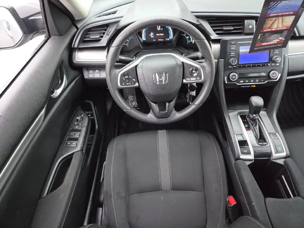 Honda Civic photo 19