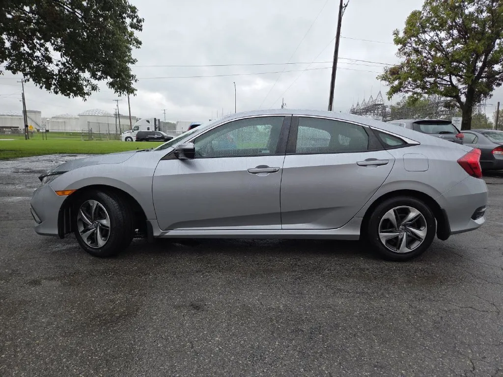 Honda Civic photo 13