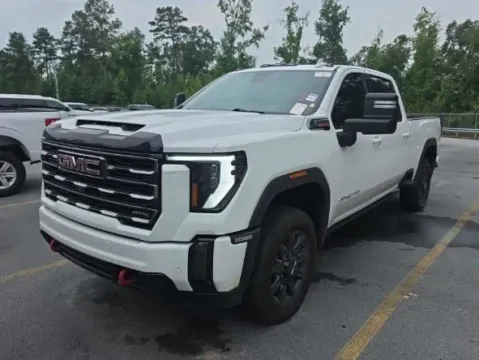 White 2024 GMC Sierra 2500 HD AT4 for sale in Columbus, OH