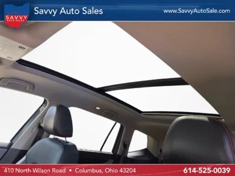 Another view of 2024 Volkswagen Atlas 2.0T Peak Edition SE w/Technology for sale in Columbus, OH at SAVVY AUTO SALES LLC