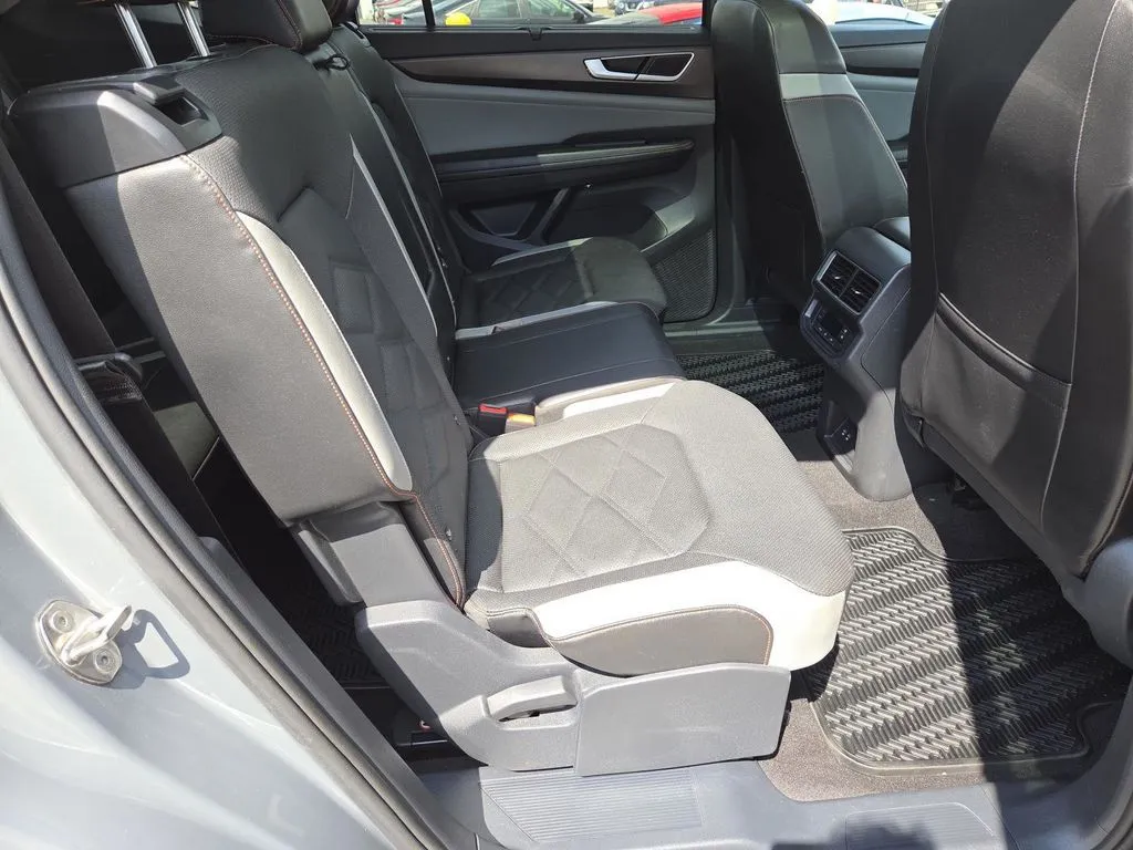 Volkswagen Atlas photo 19