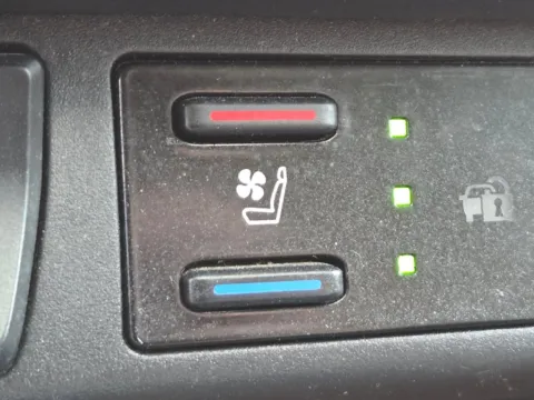 More photos of 2024 Toyota RAV4 Limited at SAVVY AUTO SALES LLC, OH
