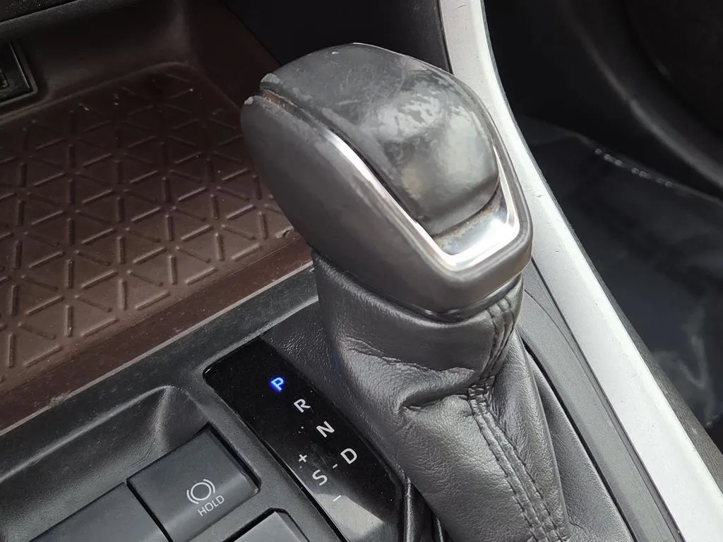 Toyota RAV4 photo 28