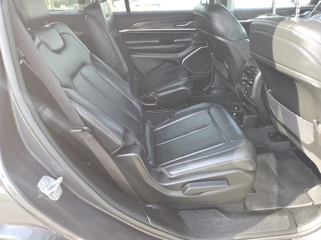 Jeep Grand Cherokee L photo 20