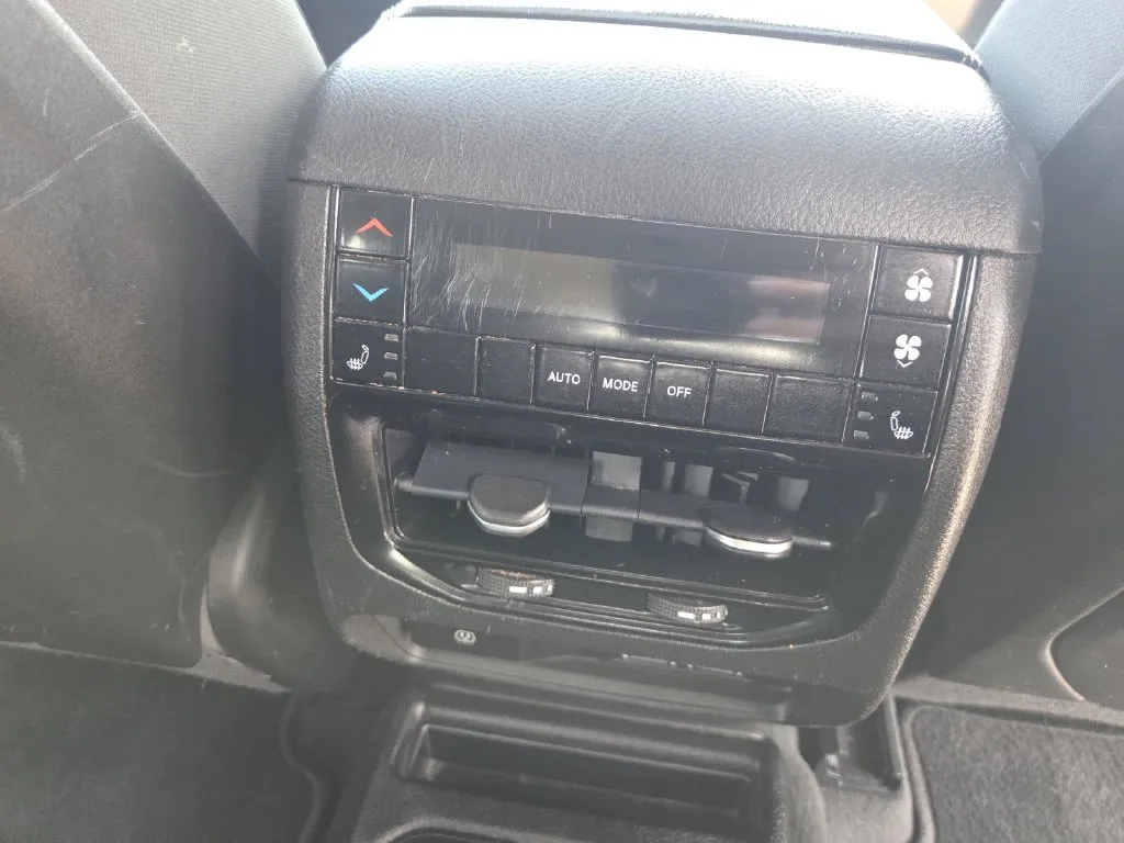 Jeep Grand Cherokee L photo 23