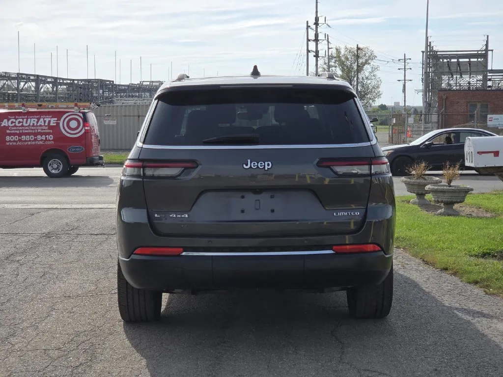 Jeep Grand Cherokee L photo 15
