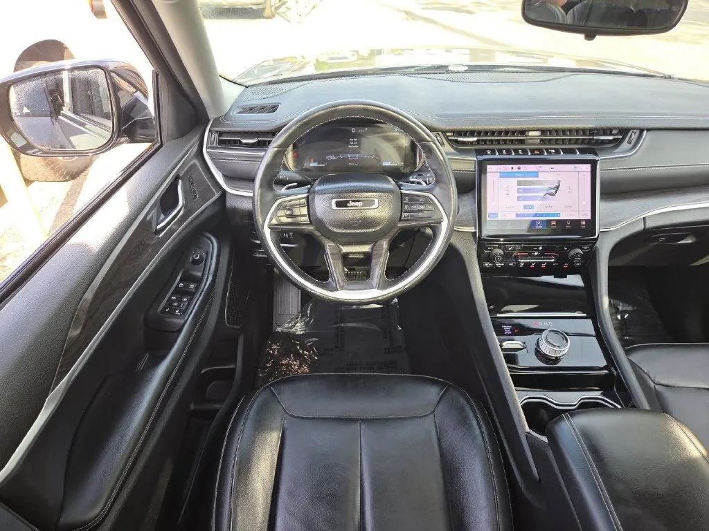 Jeep Grand Cherokee L photo 25