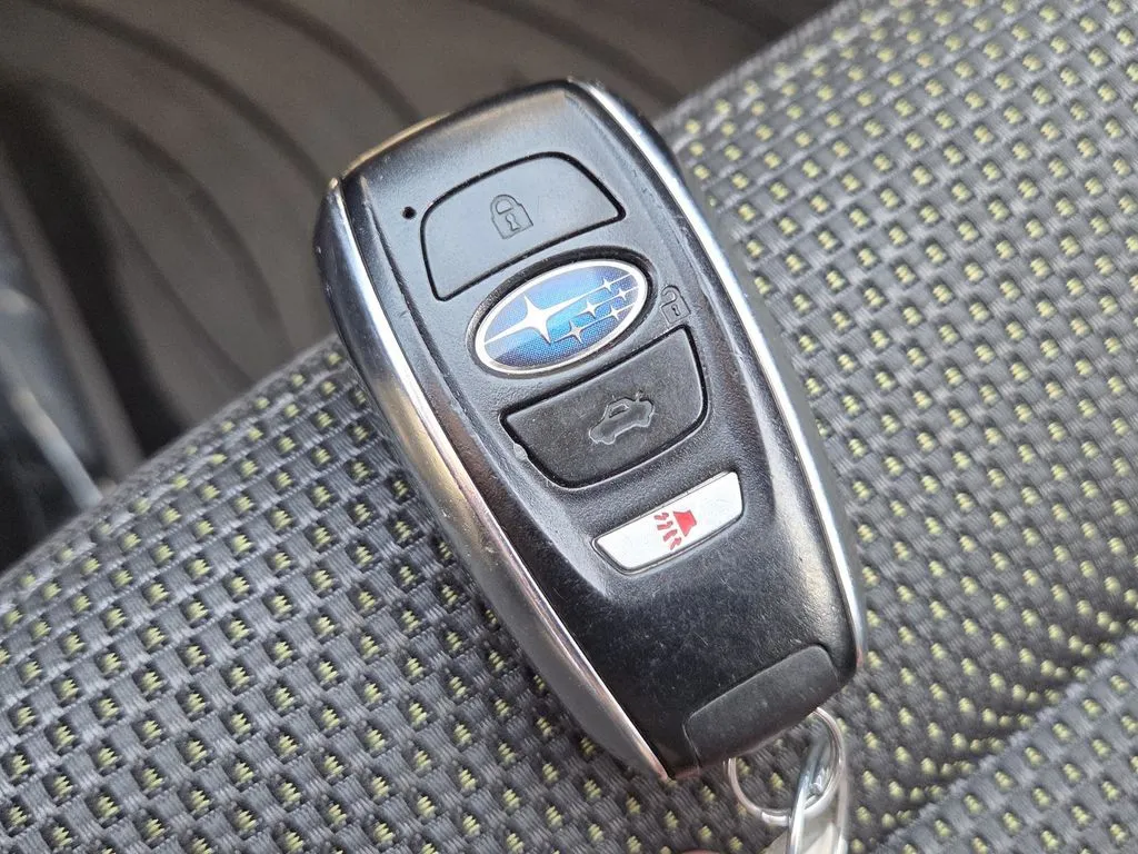 Subaru Crosstrek photo 32