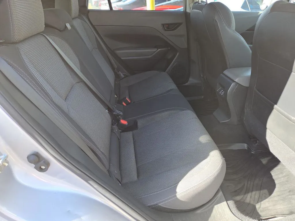 Subaru Crosstrek photo 18