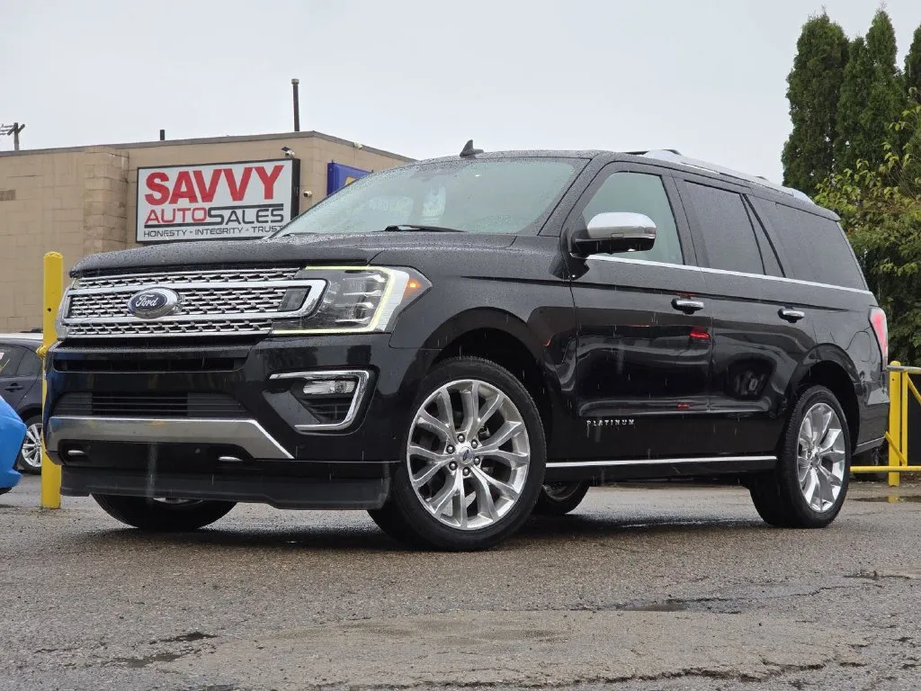 Ford Expedition photo 2