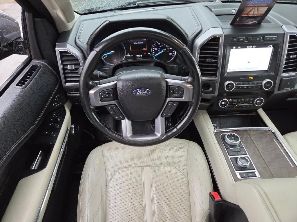Ford Expedition photo 28