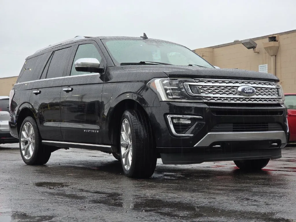 Ford Expedition photo 16