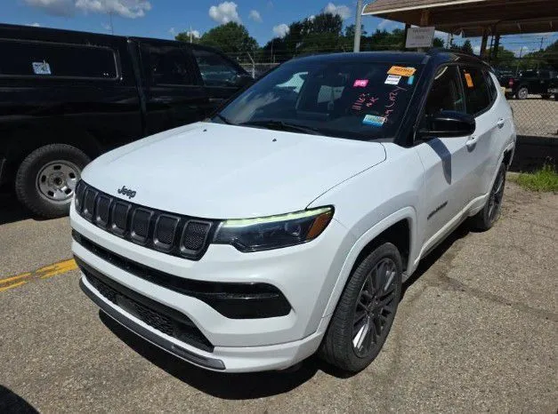 White 2022 Jeep Compass Limited for sale in Columbus, OH