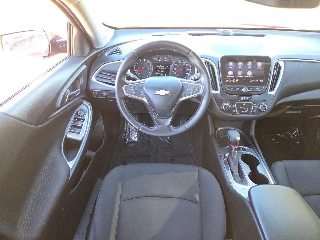 Chevrolet Malibu photo 21