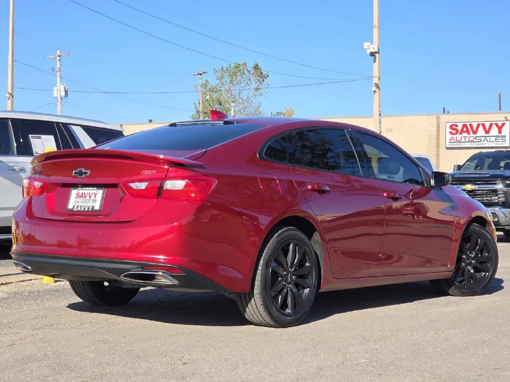 Chevrolet Malibu photo 14