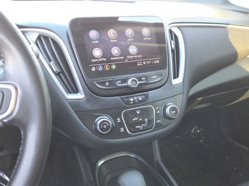 Chevrolet Malibu photo 25