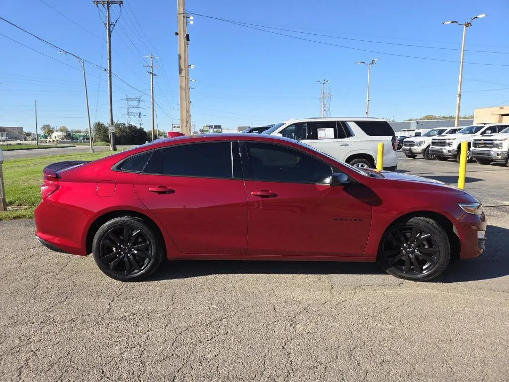 Chevrolet Malibu photo 15