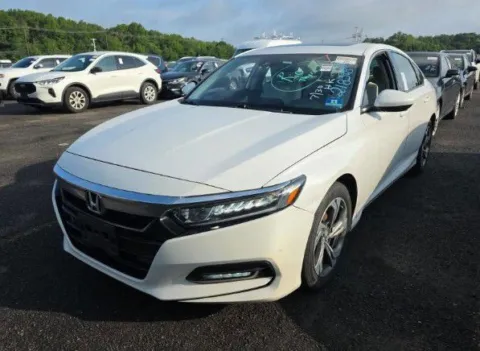 White 2018 Honda Accord EX for sale in Columbus, OH