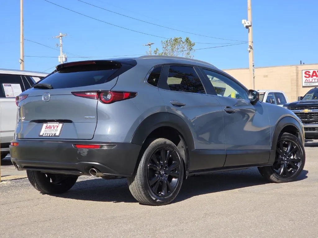 Mazda CX-30 photo 16