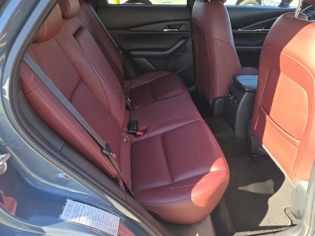 Mazda CX-30 photo 19