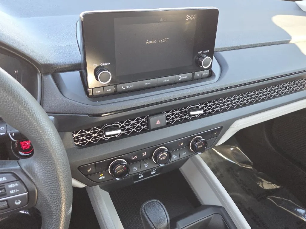 Honda Accord photo 25