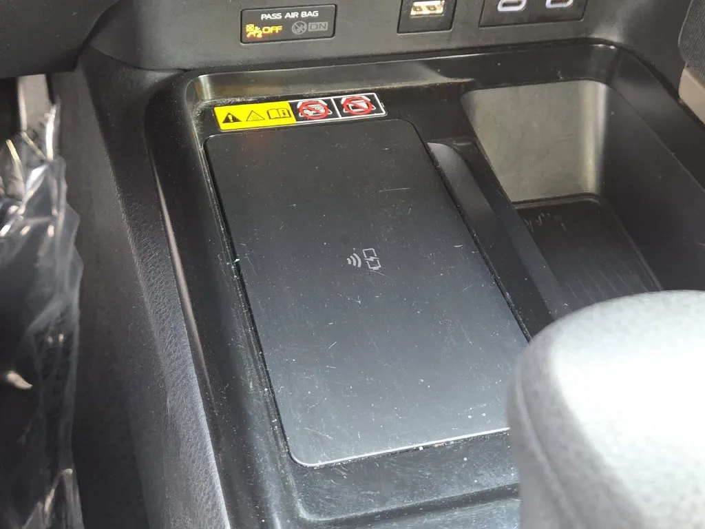 Toyota Camry photo 28