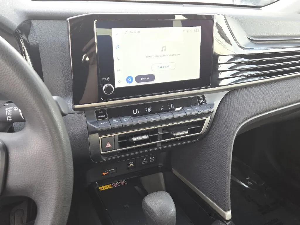 Toyota Camry photo 24
