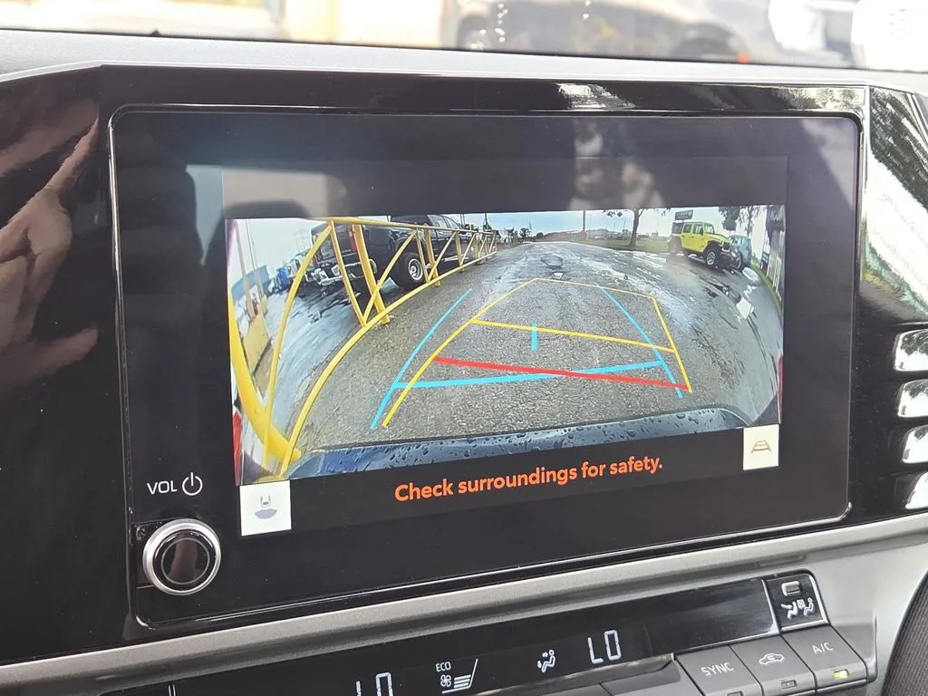 Toyota Camry photo 27