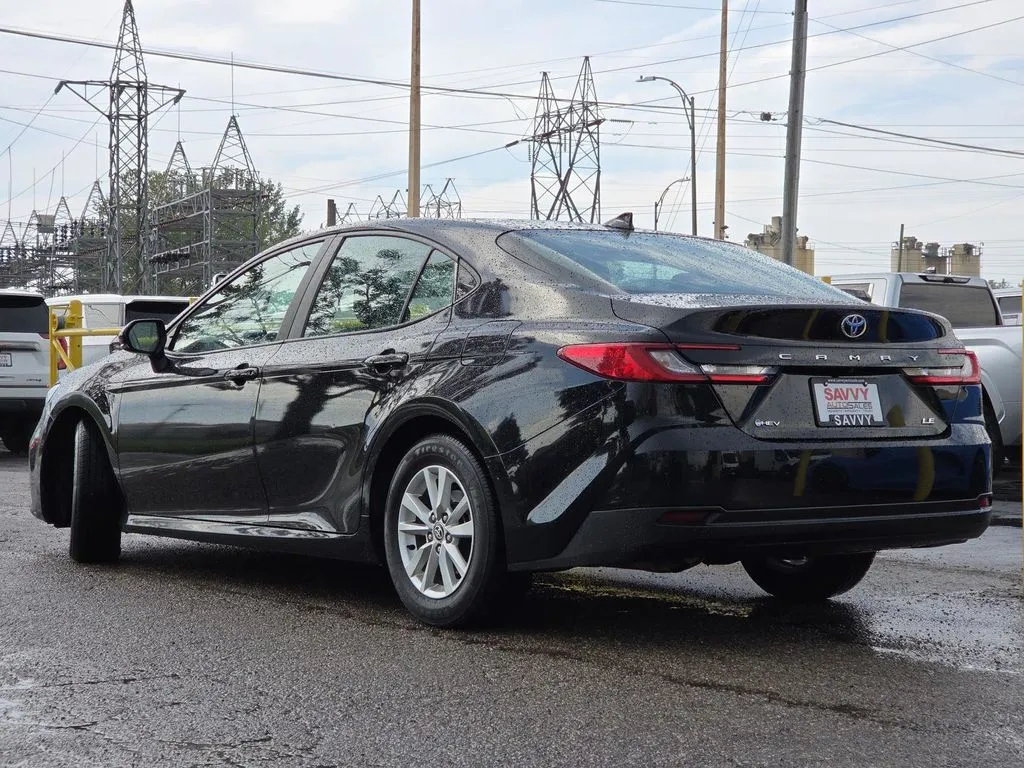Toyota Camry photo 13