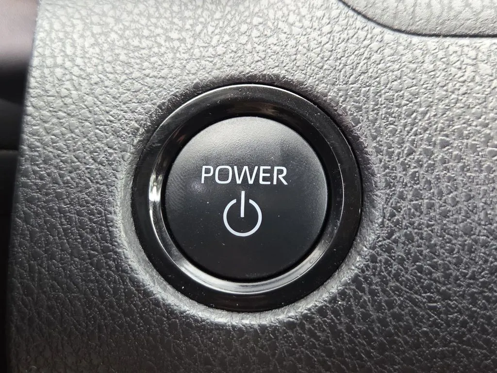 Toyota Camry photo 31