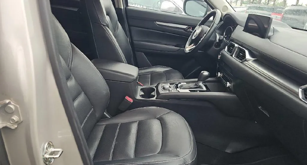 Mazda CX-5 photo 2