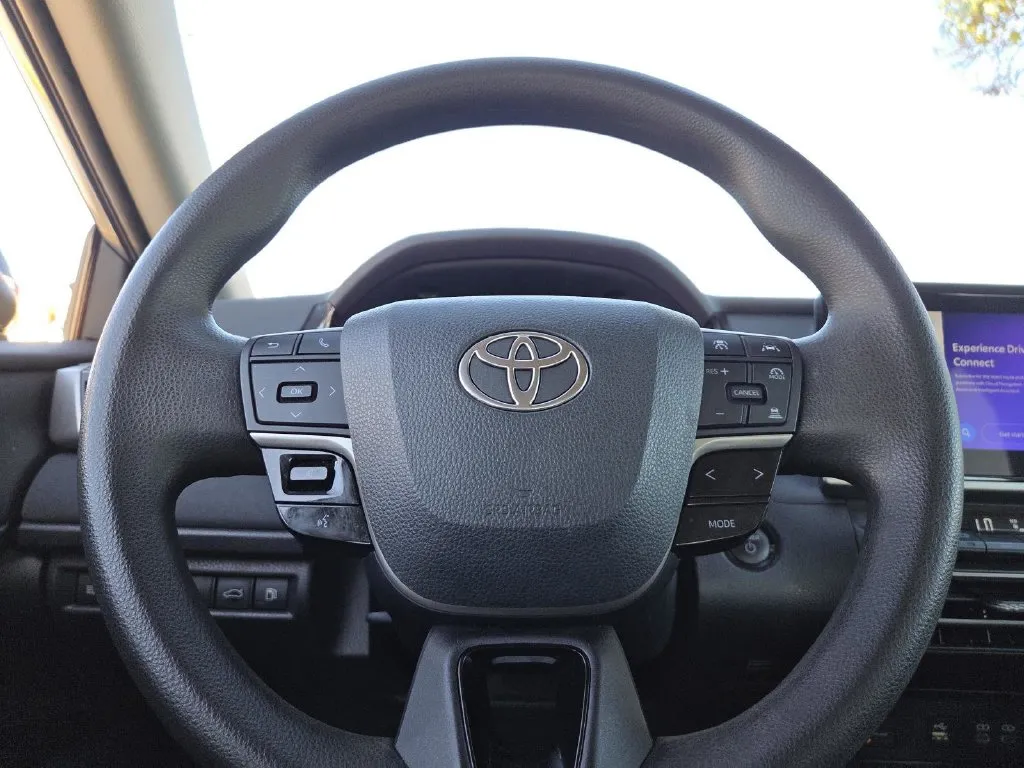 Toyota Camry photo 22