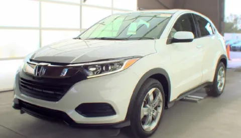 White 2022 Honda HR-V LX for sale in Columbus, OH