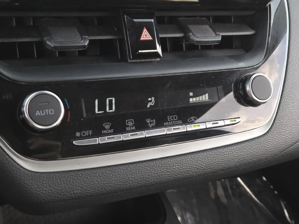 Toyota Corolla photo 6