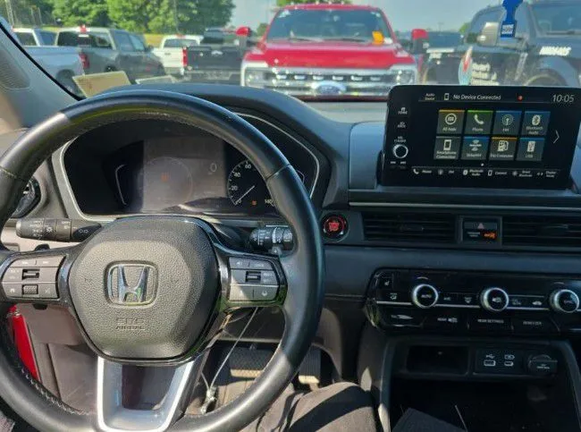 Honda Pilot photo 2
