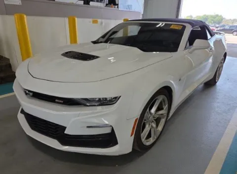 White 2020 Chevrolet Camaro SS for sale in Columbus, OH
