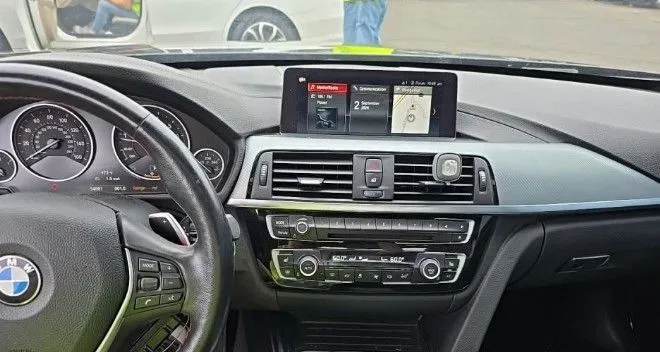 BMW 4 Series photo 2