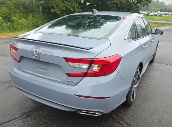 Honda Accord photo 3